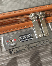 画像をギャラリービューアに読み込む, ロンカート E-LITE 31L チタニウム TSAロック