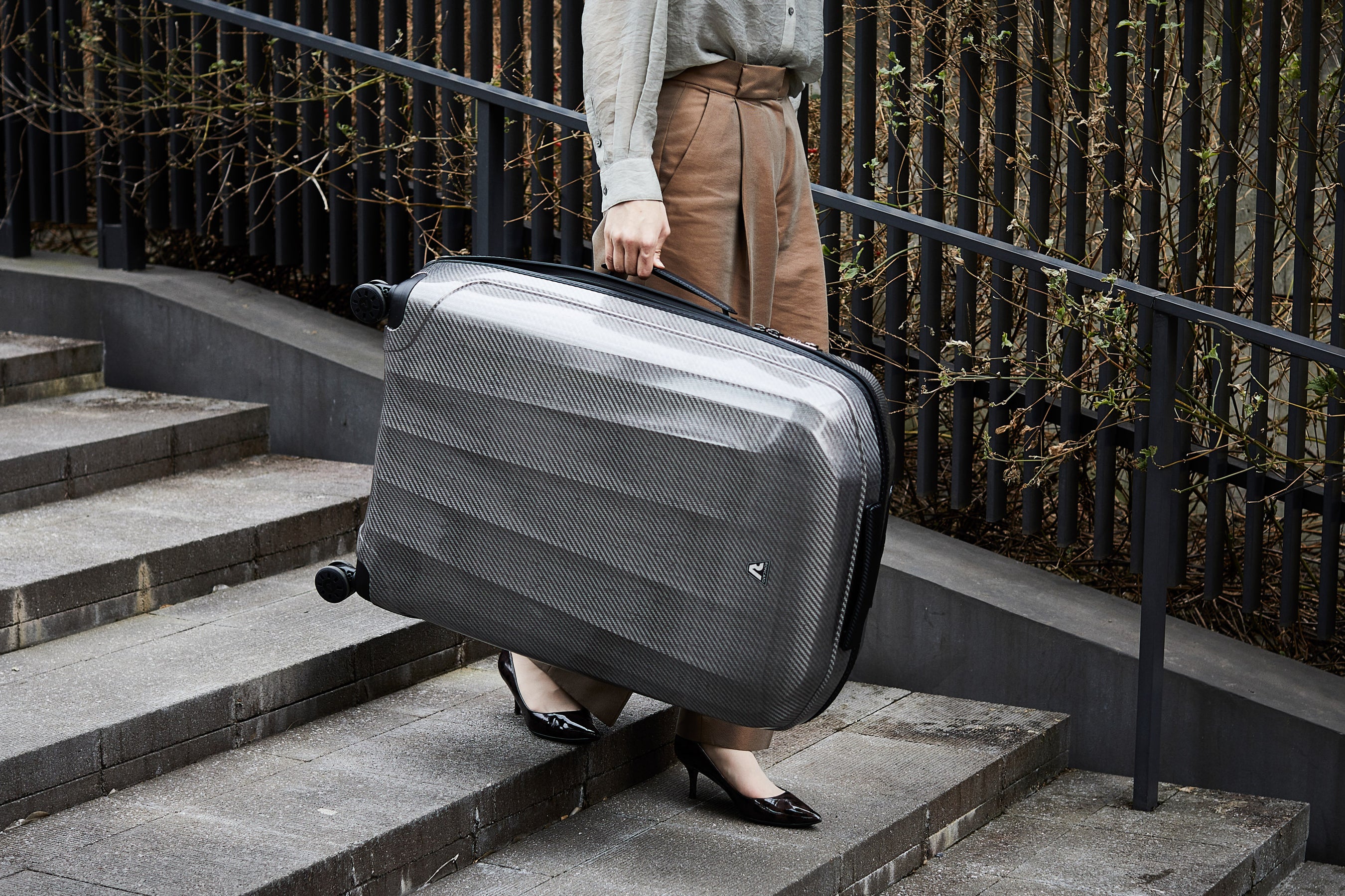 ロンカートのスーツケースは、耐久性と軽量性に優れています